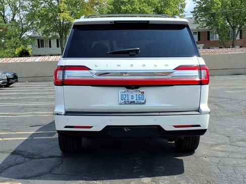 Used 2019 Lincoln Navigator Reserve AWD/4WD image 6
