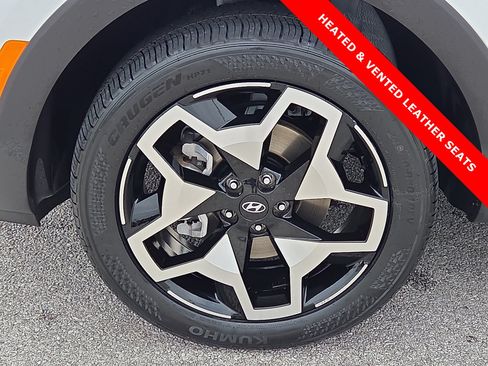 Used 2024 Hyundai Santa Cruz Limited AWD/4WD image 7