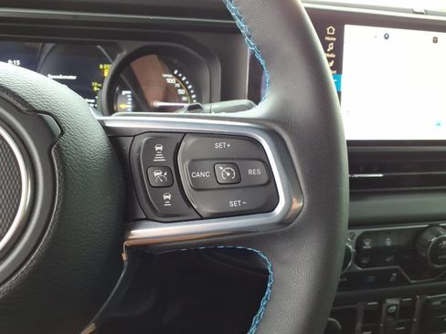 Used 2024 Jeep Wrangler High Altitude AWD/4WD image 19