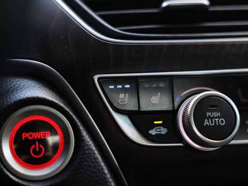 Used 2020 Honda Accord Touring image 40