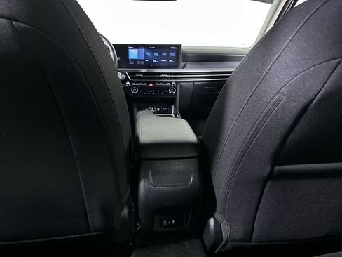 Used 2025 Hyundai Sonata SEL FWD image 22