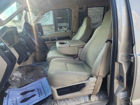 Used 2010 Ford F250 XLT image 13