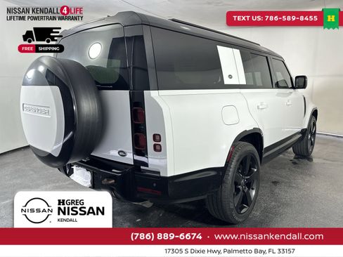 Used 2023 Land Rover Defender 130 X-Dynamic SE image 11