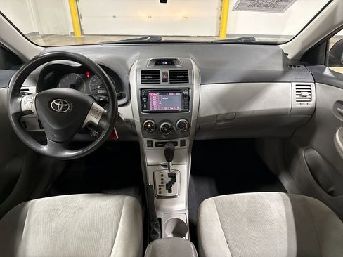 Used 2012 Toyota Corolla LE FWD image 10