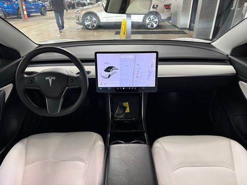 Used 2020 Tesla Model 3 Long Range image 15