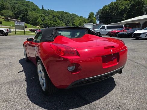 Used 2006 Pontiac Solstice Convertible w/ Premium Package RWD image 6