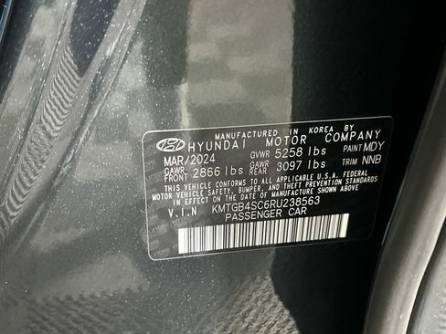 Used 2024 Genesis G80 2.5T image 26