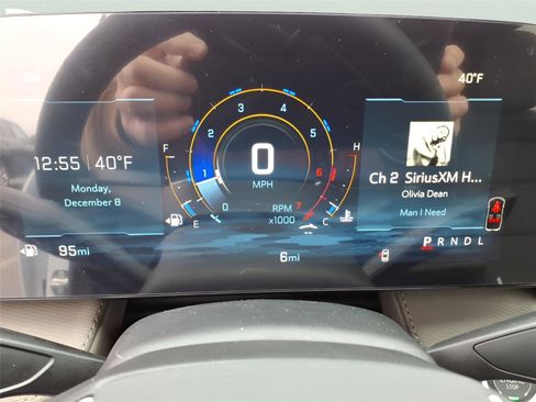 New 2026 Chevrolet Equinox LT w/ Convenience Package II image 16