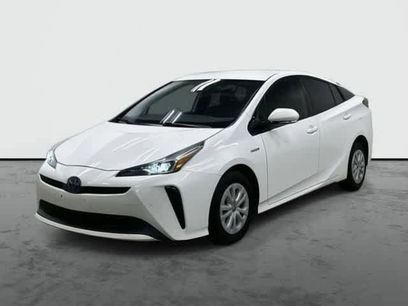 Used 2020 Toyota Prius LE
