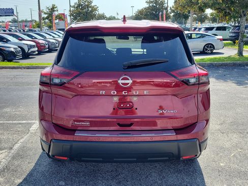Certified 2024 Nissan Rogue SV AWD/4WD image 5