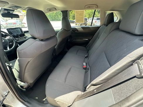 Used 2022 Toyota Corolla Cross LE image 24