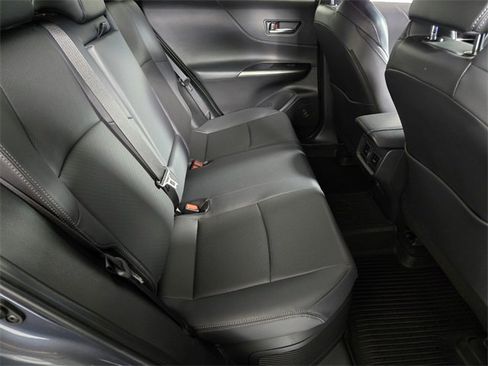 Used 2024 Toyota Venza Limited image 20