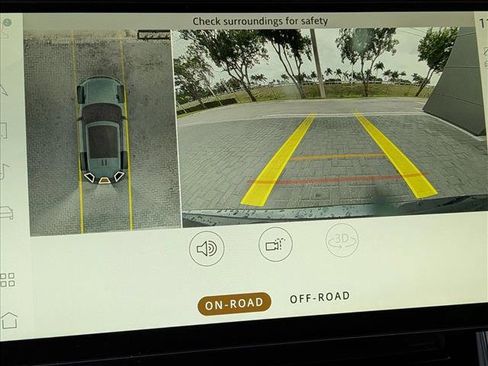 Certified 2023 Land Rover Range Rover Sport SE image 11