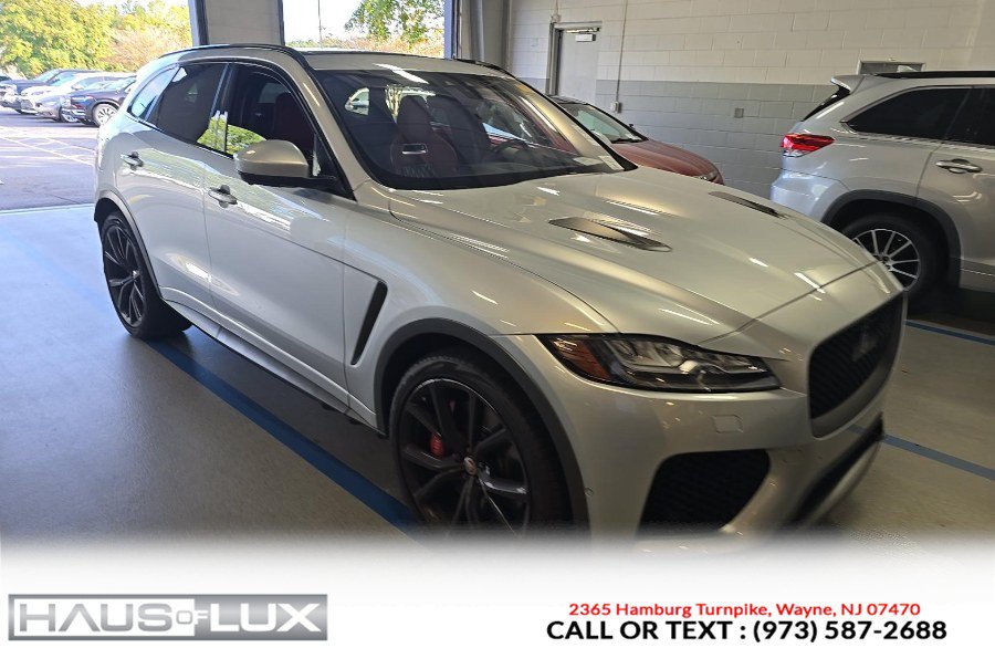 Used 2019 Jaguar F-PACE SVR AWD/4WD image 1