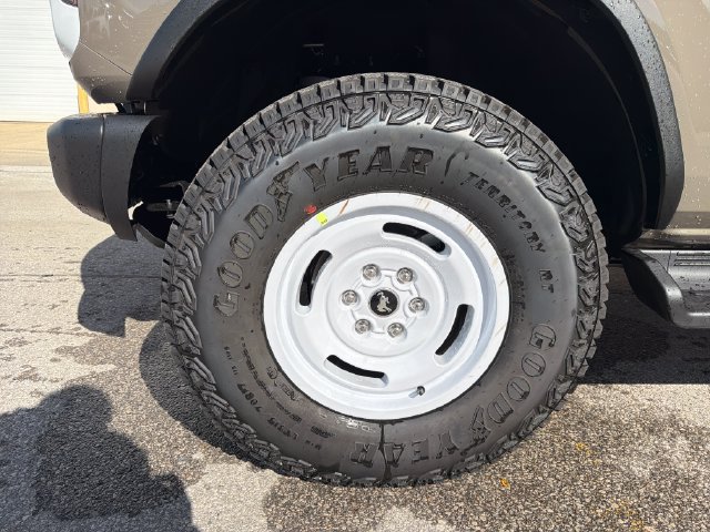New 2026 Ford Bronco Heritage Edition AWD/4WD image 13