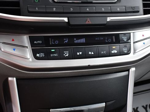 Used 2013 Honda Accord LX image 28