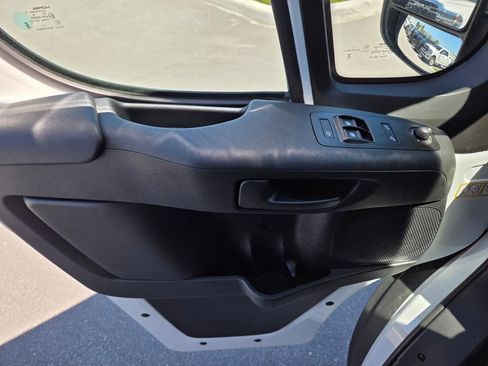 New 2026 RAM ProMaster 2500 w/ Convenience Group FWD image 15