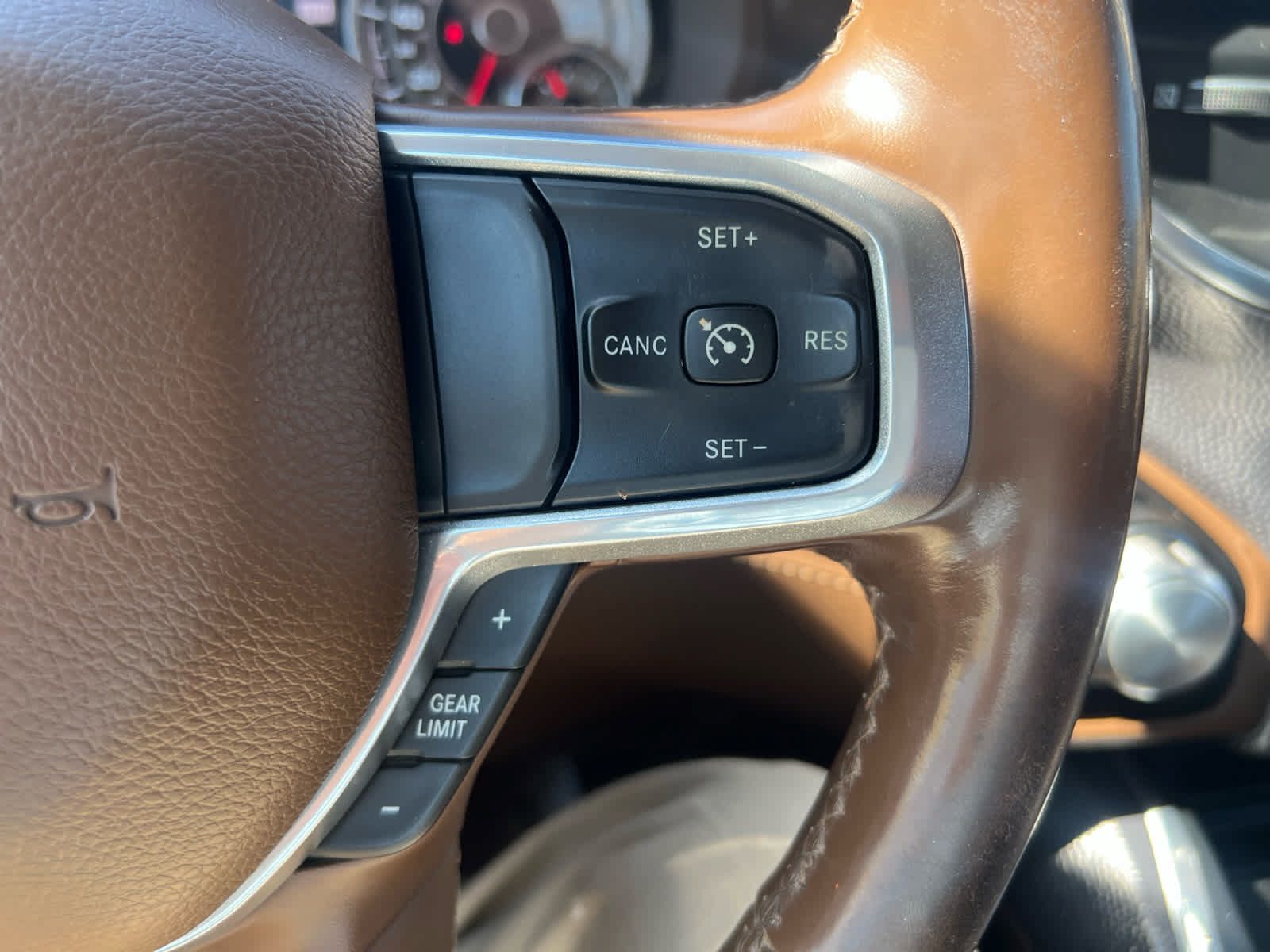 Used 2021 RAM 1500 Limited AWD/4WD image 20