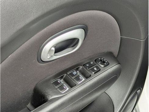 Used 2018 Kia Soul FWD image 43