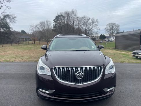 Used 2015 Buick Enclave Leather image 10