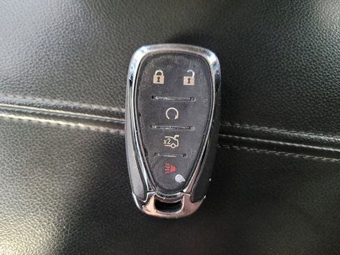 Used 2023 Chevrolet Malibu LT FWD image 32