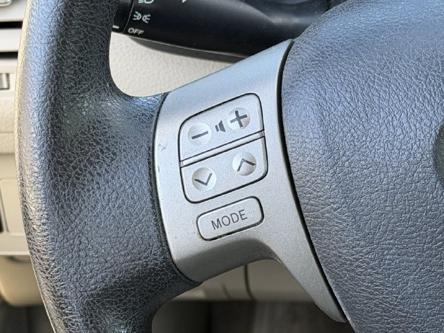 Used 2013 Toyota Corolla LE FWD image 12