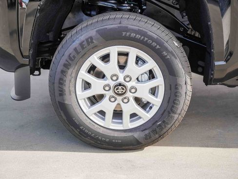 New 2026 Toyota Tacoma SR5 image 7