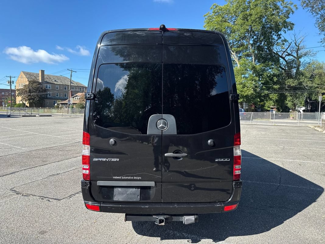 Used 2017 Mercedes-Benz Sprinter 2500 image 7