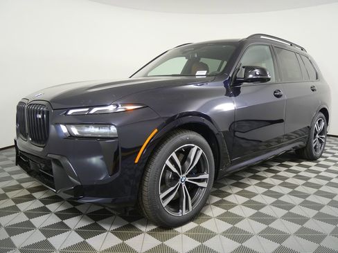 New 2026 BMW X7 M60i AWD/4WD image 7