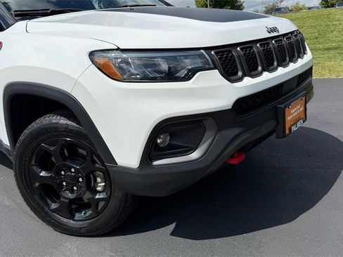 Certified 2023 Jeep Compass Trailhawk image 2