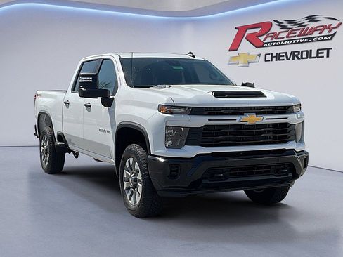 New 2026 Chevrolet Silverado 2500 Custom w/ Custom Value Package AWD/4WD image 7