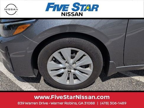 Used 2024 Nissan Sentra S image 6