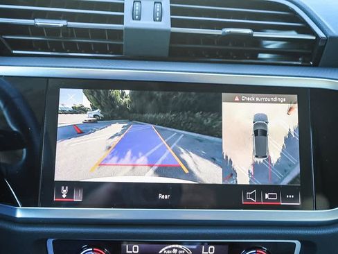 Used 2022 Audi Q3 2.0T Premium Plus w/ Premium Plus Package image 22