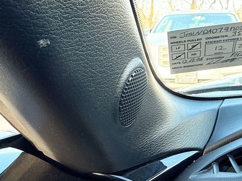 Used 2022 MAZDA MX-5 Miata Grand Touring w/ Weather Package image 35