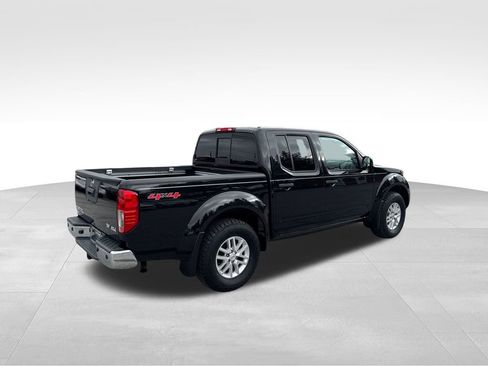 Used 2021 Nissan Frontier SV image 6