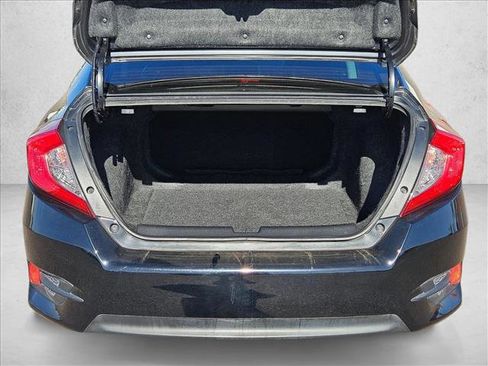 Used 2018 Honda Civic EX-L image 6