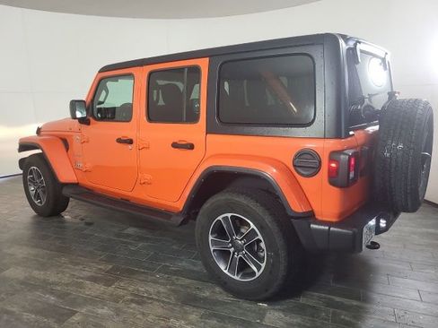 Used 2023 Jeep Wrangler Sahara image 7