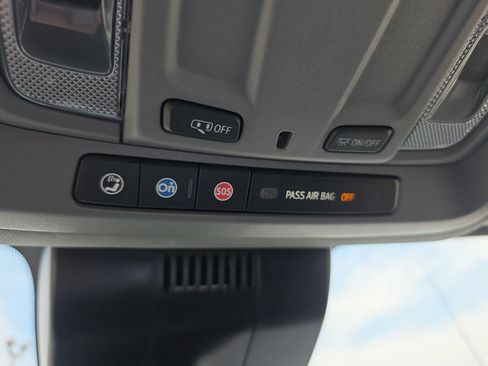 Used 2025 GMC Sierra 1500 Pro w/ Pro Value Package AWD/4WD image 25