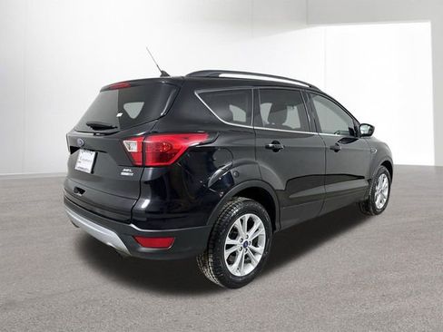 Used 2019 Ford Escape SEL image 34