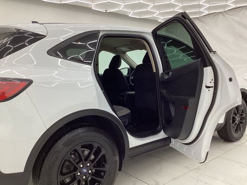 Used 2020 Ford Escape SE Sport AWD/4WD image 23