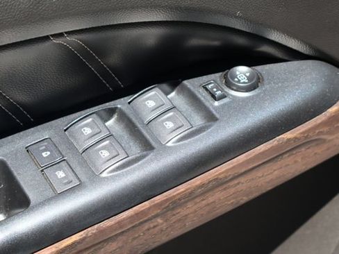 Used 2021 GMC Canyon Denali AWD/4WD image 19