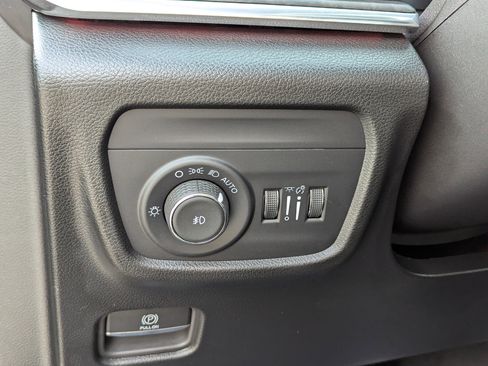 Certified 2024 Jeep Grand Cherokee L Overland w/ Trailer Tow Package image 21