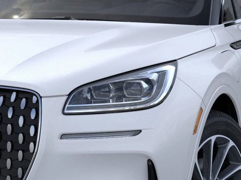 New 2025 Lincoln Corsair Grand Touring image 18