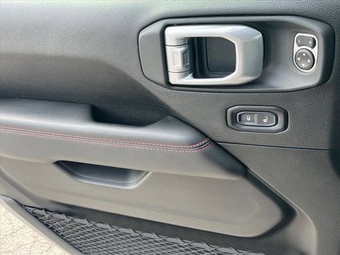 Used 2020 Jeep Gladiator Rubicon image 31