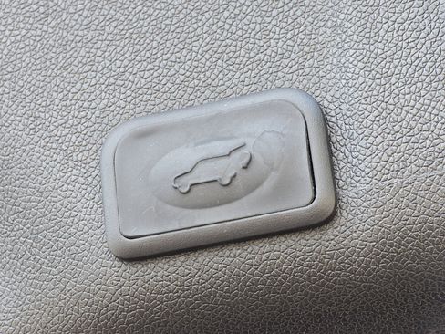 Used 2017 GMC Acadia Limited SLT image 20