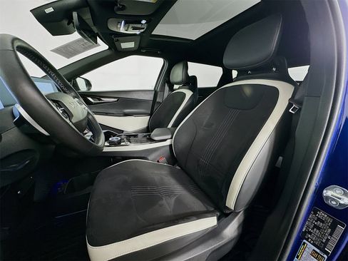 Used 2023 Kia EV6 GT-Line w/ GT-Line Suede Seat Package image 22