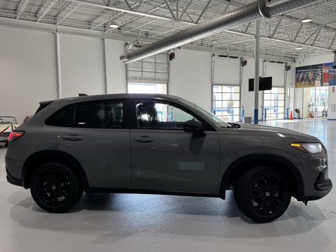 New 2026 Honda HR-V Sport image 3