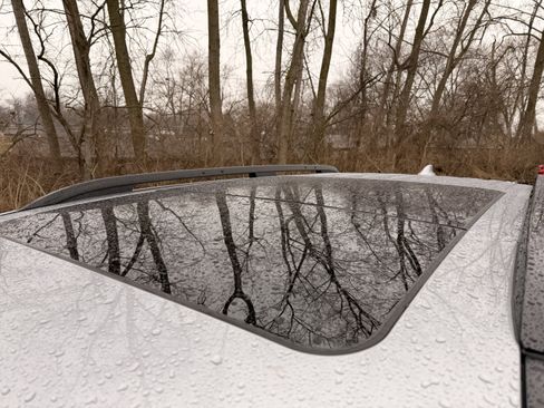 Certified 2025 Honda Pilot Touring image 9