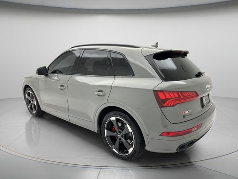 Used 2019 Audi SQ5 Prestige w/ Prestige Package AWD/4WD image 4