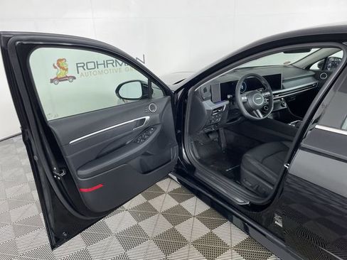 New 2026 Hyundai Sonata Limited image 17